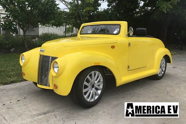 Yellow America EV 39 Roadster 4 Passenger Golf Cart affordable golf cart rental, golf cart rent bimini